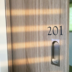 まるでホテルなルームナンバー＊オールドフォント インテリアステッカー 3枚目の画像