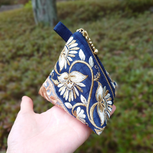 インド刺繍リボンテトラポーチ こんにちは😀 nobinionのInstagramをご覧いただきまして