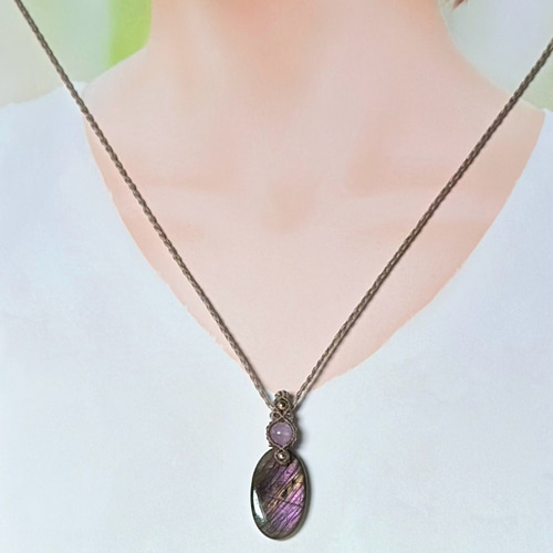 『薄紫咲』パープルレピドライトとクンツァイトのマクラメペンダントネックレス 薄紫咲』パープルレピドライトとクンツァイトのマクラメ