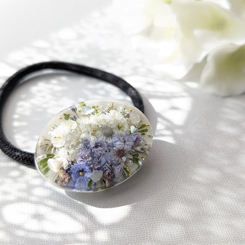 レジンヘアゴム 　勿忘草　ブルー　ホワイト　夏　花 レジンヘアゴム 勿忘草ブルーホワイト夏花