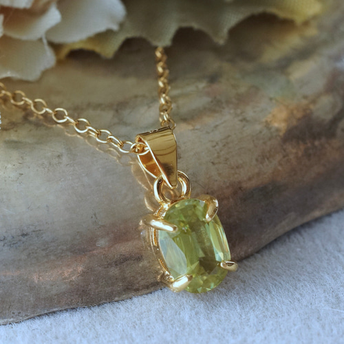 スフェーン黄緑カラーペンダント　(トップのみ) 送料無料】7月誕生石 再販x3 イエローグリーン スフェーン
