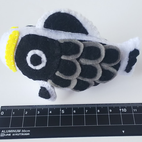 こいのぼりのぬいぐるみ マスコット 作成キット フェルト製 黒色