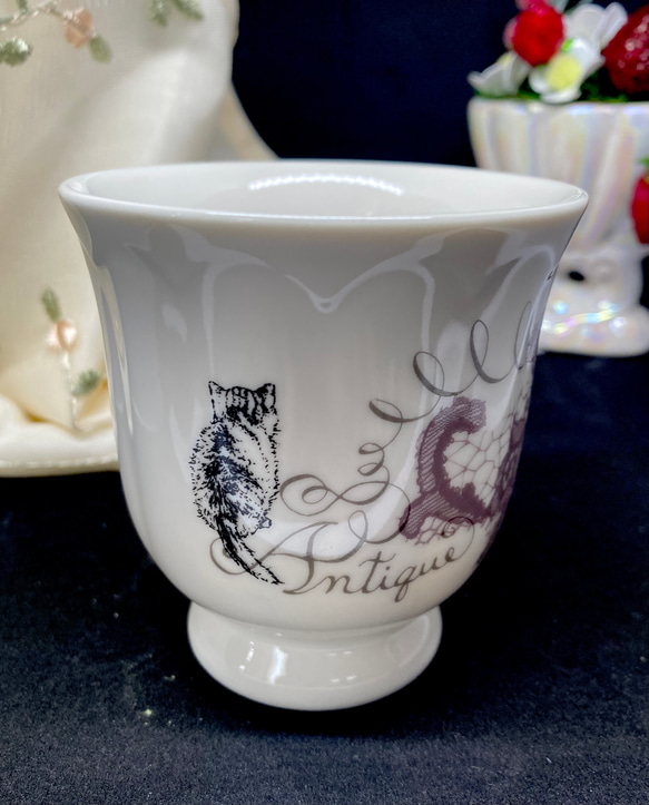 マグカップ　ネコ　レース　陶器　食器　陶磁器 6枚目の画像