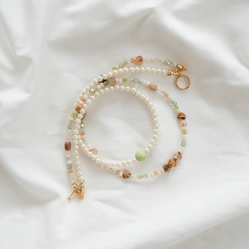 パールと天然石のネックレスNo.2 パールと天然石のネックレスNo.2