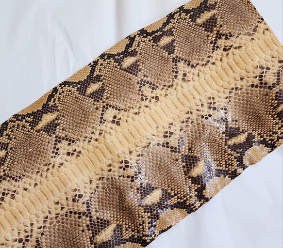 Python wallet handmade custom. パイソン革使用三つ折り財布 