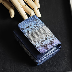 Python wallet handmade custom. パイソン革使用三つ折り財布 1枚目の画像