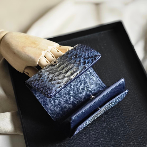 HYDE PYTHON WALLET パイソン　ウォレット　財布 Python wallet handmade custom. パイソン革使用三つ折り財布 三