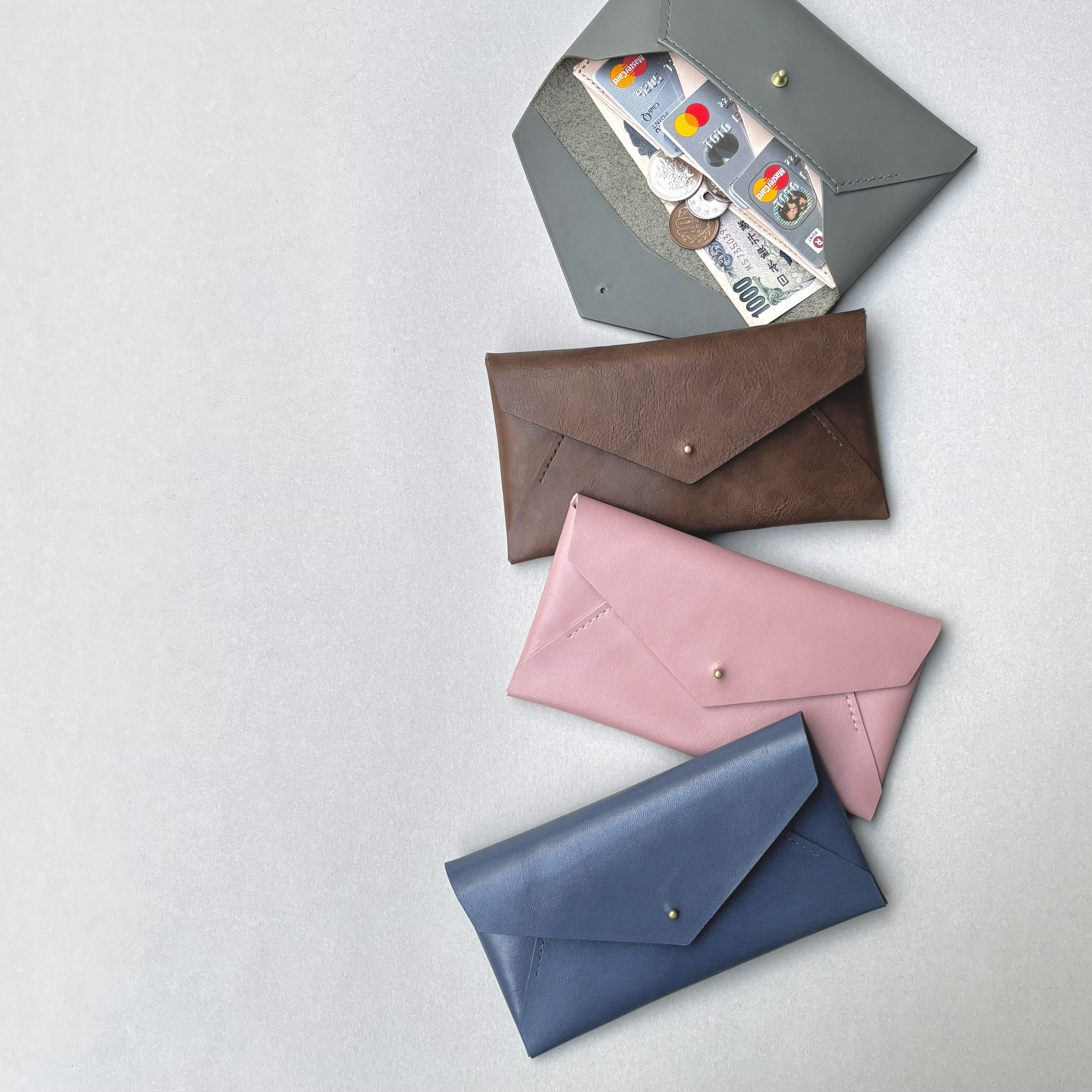 ミニマム長財布 ENVELOPE 11,900円