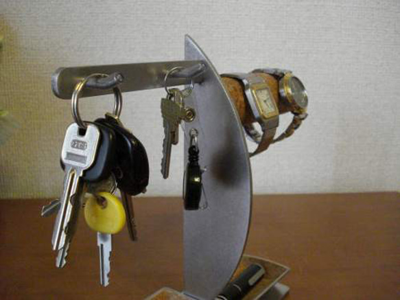 腕時計スタンド　時計スタンド　キーホルダー、印鑑、腕時計、トレイスタンド　AKデザイン 　　　　