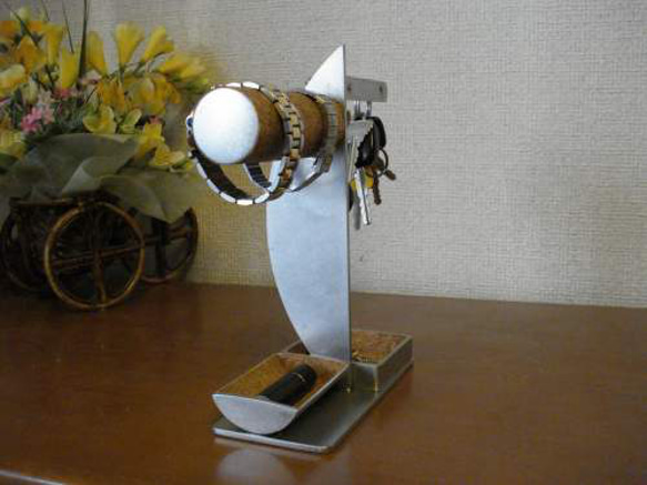 腕時計スタンド　時計スタンド　キーホルダー、印鑑、腕時計、トレイスタンド　AKデザイン 　　　　