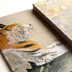 虎〜静謐』 尾形月耕御朱印帳 額絵織物御朱印帳 B6大判サイズ 寅 虎
