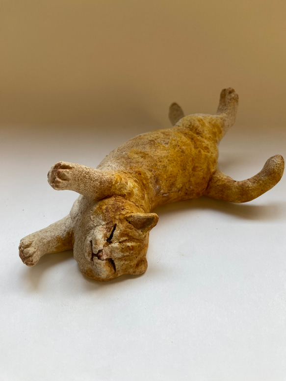 オーブン陶土伸びる猫 1枚目の画像