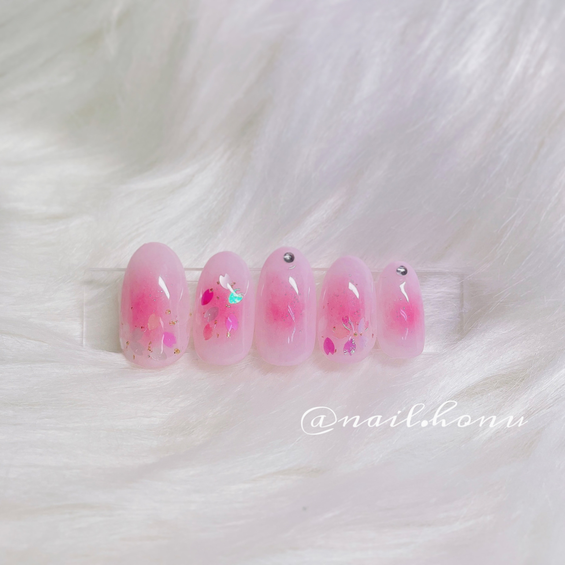 No.2 チークネイル／桜ネイル