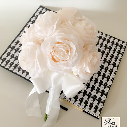 ウェディングブーケ アーティフィシャルフラワー バラ 造花・アーティフィシャルフラワー花束・造花ギフトブーケ