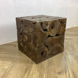 #1銘木 チーク ブロック スツール 椅子 天然木 無垢 キューブ 40cm　ダーク色　cha222 4枚目の画像