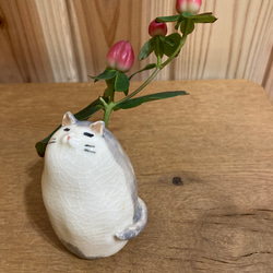 猫の置物、花瓶 5枚目の画像