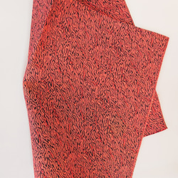 【古布】正絹　赤×黒　炎の柄　ドール着物サイズ 1枚目の画像