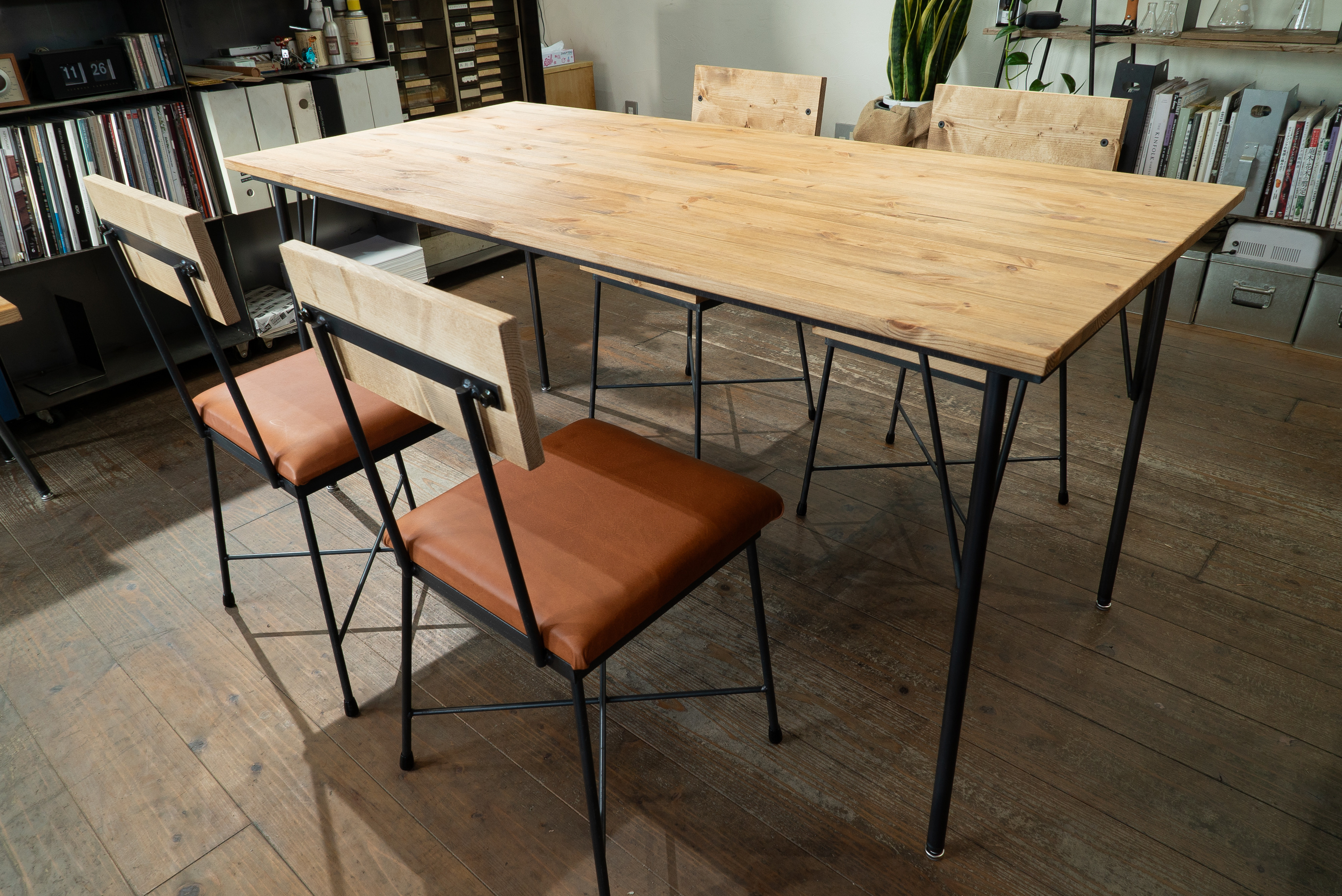 【送料無料】【セット割引】PINE DINING TABLE SET(テーブル1500、本革椅子4脚)