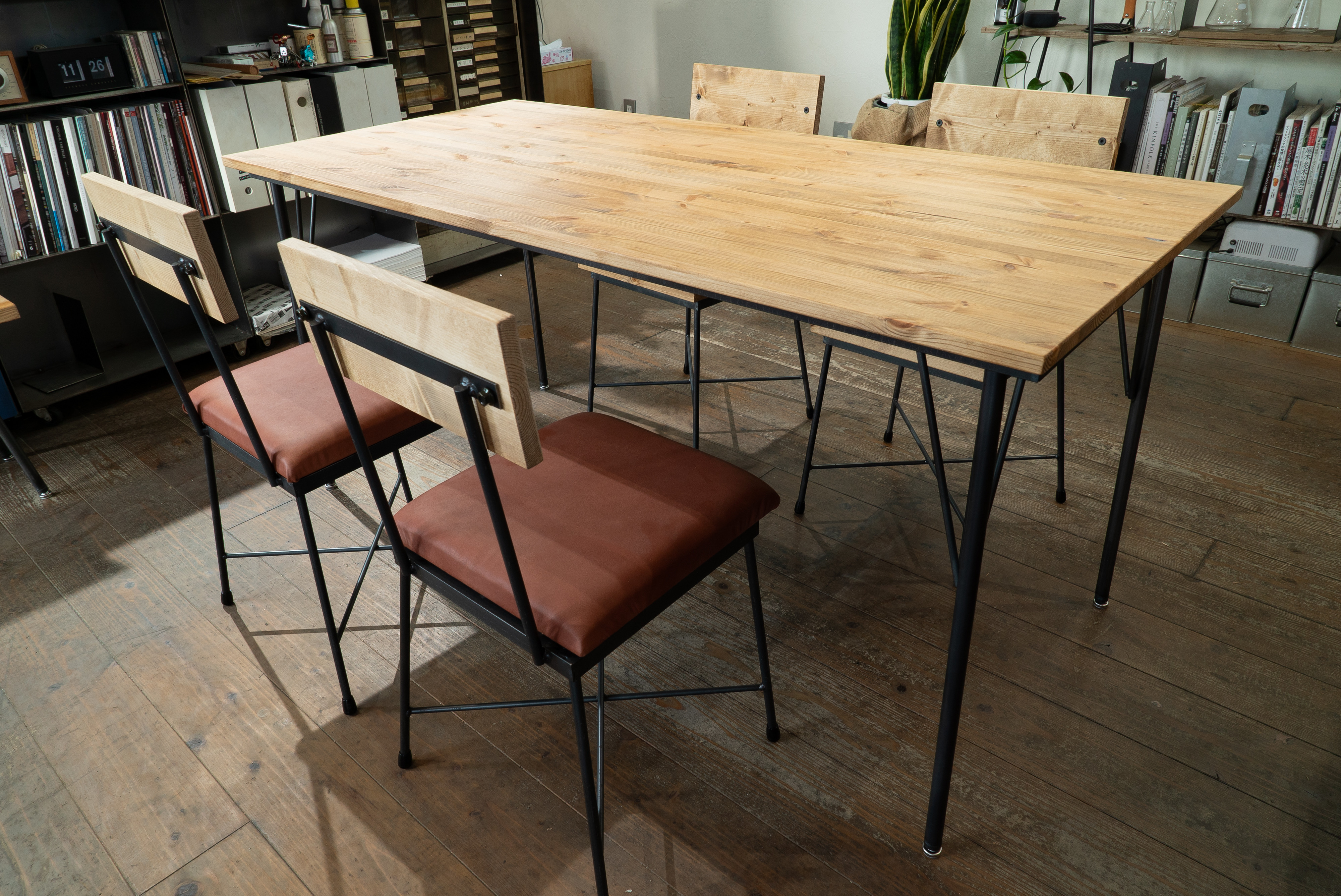 【送料無料】【セット割引】PINE DINING TABLE SET(テーブル1500、本革椅子4脚)