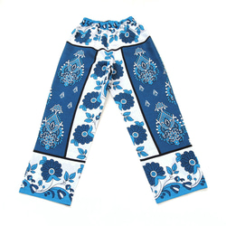 【晴れやかブルー2024】カンガのワイドパンツ（ ダマスク プルシャンブルー ）アフリカ布パンツ カンガパンツ 3枚目の画像
