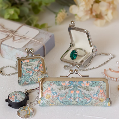 france antique ミニがま口　コインケース　2個set france antique ミニがま口 コインケース 2個set（旅行に便利