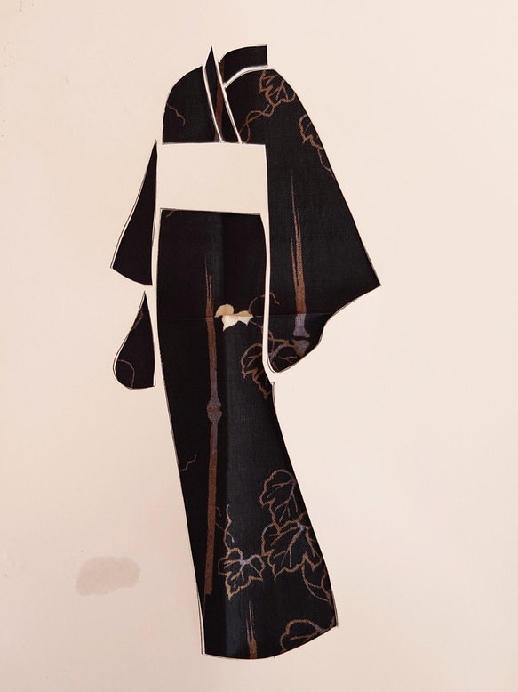 【古布】正絹 黒地に竹と蔦柄　　ドール着物サイズ 3枚目の画像