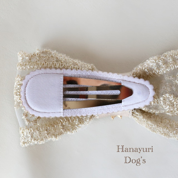 クラシカルレーストリム　ホワイト　パールチャーム　犬リボン　キッズリボン　子供りぼん　ヘアアクセサリー 5枚目の画像