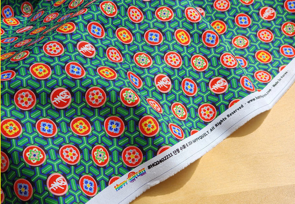 韓国伝統パターン 丹青柄 刺繍風 ダンチョン 陰陽五行の色彩