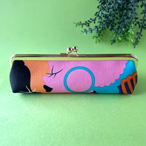 出品 よわ EMILIO PUCCI ポーチ
