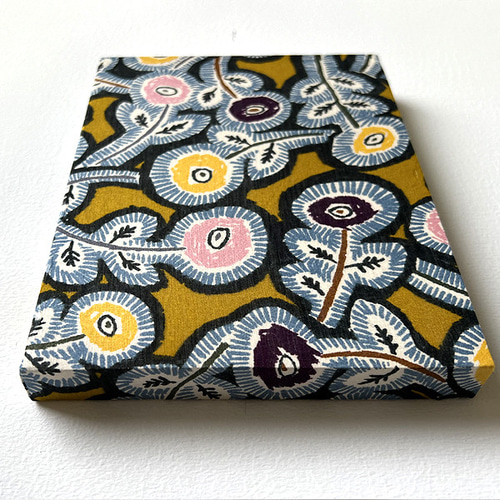 ミナペルホネン ファブリックパネル ハンナ hanna 15×19cm マスタード