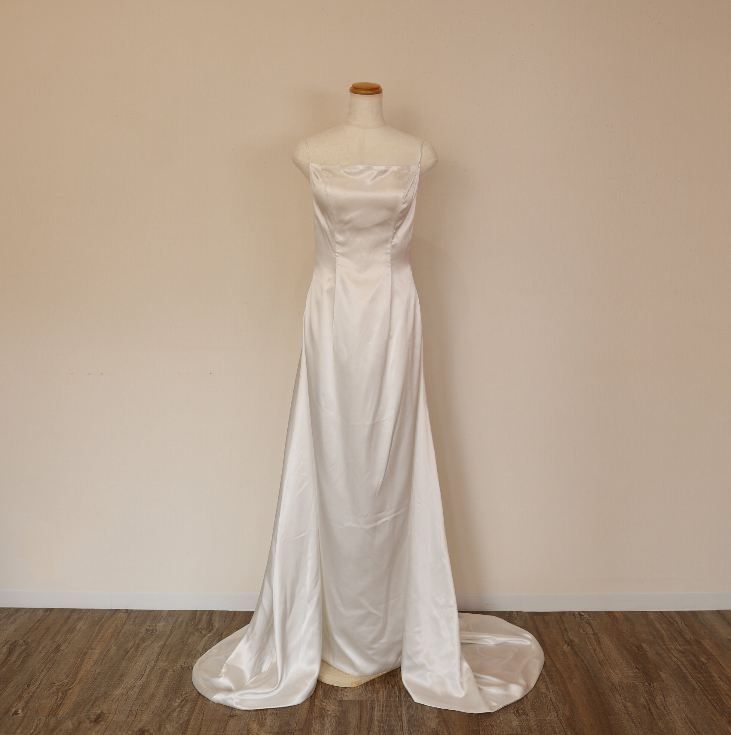 送料無料！パーティードレス スレンダーライン キャミソール スクエアネック 前撮り