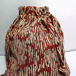 赤柄 手作り巾着 お出かけの際の1品に✨ 1枚目の画像