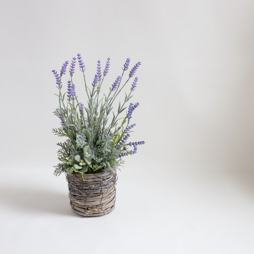 ナチュラルガーデン～風にそよぐラベンダー・ お水不要のフェイク