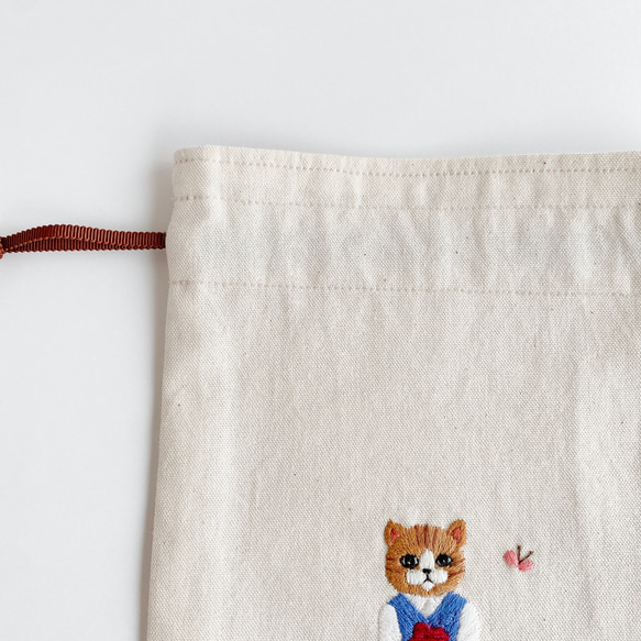 刺繍　四角い巾着＊カーネーションねこ〈無料ラッピング〉 12枚目の画像