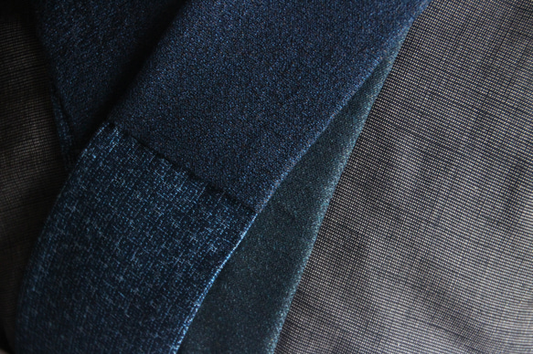 単衣　ウール異素材のグレー黒+紺メンズライク☆大人かっこいい着こなし　裄67ｃｍ　お袖長めモアトールサイズ 12枚目の画像
