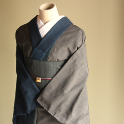 単衣　ウール異素材のグレー黒+紺メンズライク☆大人かっこいい着こなし　裄67ｃｍ　お袖長めモアトールサイズ 17枚目の画像