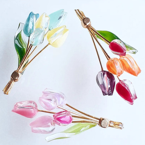 選べるカラー】チューリップの花束ピアス（イヤリング） ピアス 