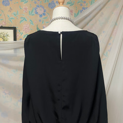 花扇面　金彩　黒留袖ドレス　ケープスリーブ　着物リメイク　ハンドメイド 6枚目の画像