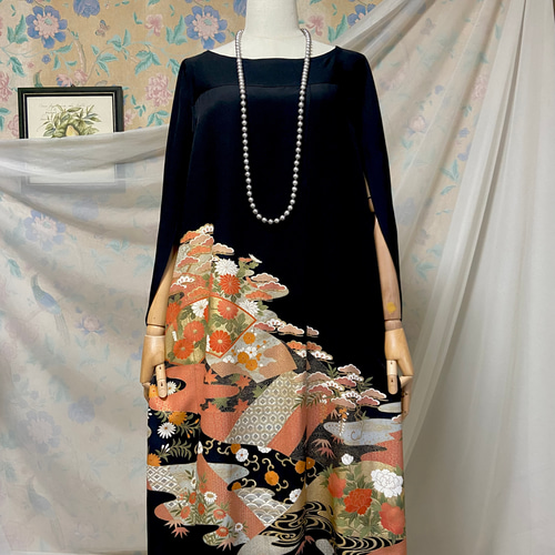 花扇面 金彩 黒留袖ドレス ケープスリーブ 着物リメイク ハンドメイド