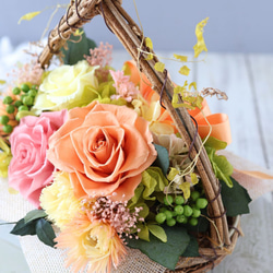 カーリーオーバルバスケット オレンジ カーネーション ローズ プレゼント ギフト 母の日 花 9枚目の画像