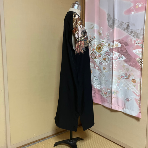 着物リメイク 黒留袖からワンピース(ネックウォーマー付き
