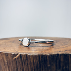 ホワイトムーンストーン　ひとつぶリング　silver925 6月天然石 3枚目の画像