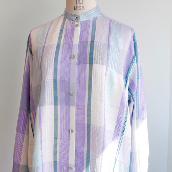 手織りのシルクロングシャツ　パープル＆グリーンストライプ 1枚目の画像