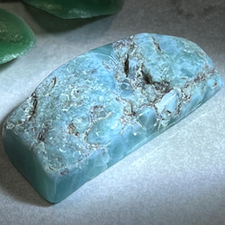 愛と平和の守護石✿*:・ ラリマー　原石　タンブル 3枚目の画像