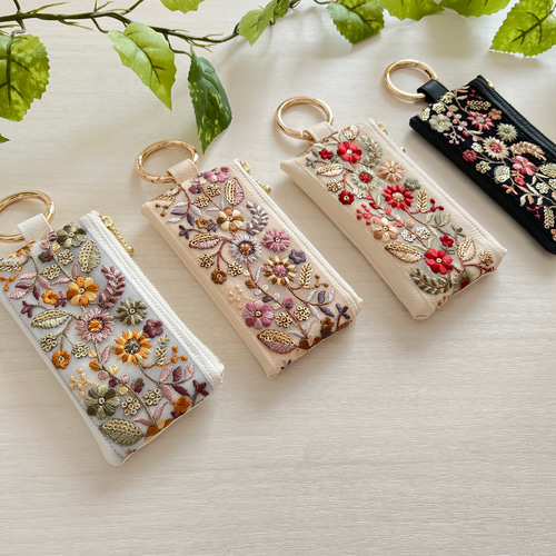 インド刺繍リボン　ポーチ インド刺繍リボン ポーチ ［M］ ポーチ Jewelino 通販 16729416