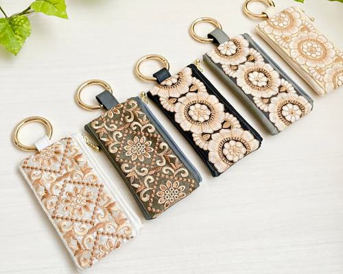 new color＊インド刺繍リボンのミニポーチ＊キーリング付き ポーチ