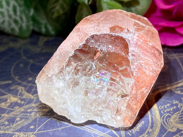 ブラジル ゴイアス州産　レッド　レムリアンシードクリスタル 原石　赤水晶 2枚目の画像