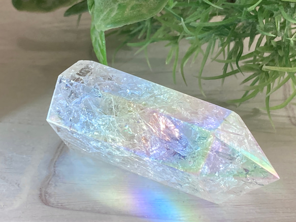 七色の夢໒꒱✨　レインボーオーラ　水晶　クリスタル　ポイント　原石　ポリッシュ 3枚目の画像