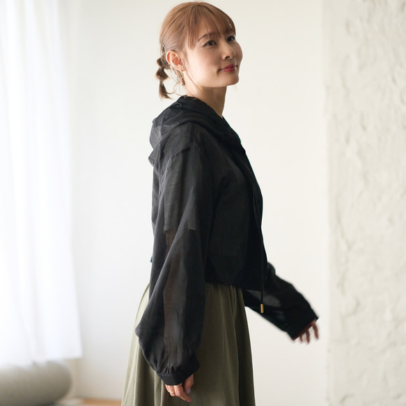 Morino Gakko 透明材質短襯衫派克大衣（黑色）UV 外罩夏季外罩遮陽外罩 第9張的照片