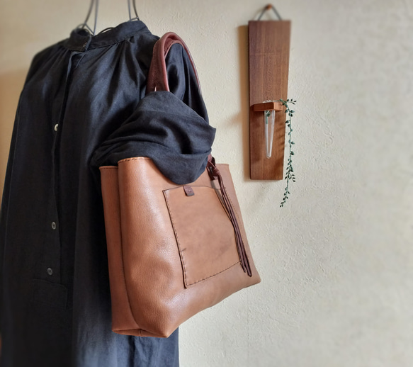 3pocket tote　オークグレー✗ダークブラウン　オイルシュリンクレザー 16枚目の画像